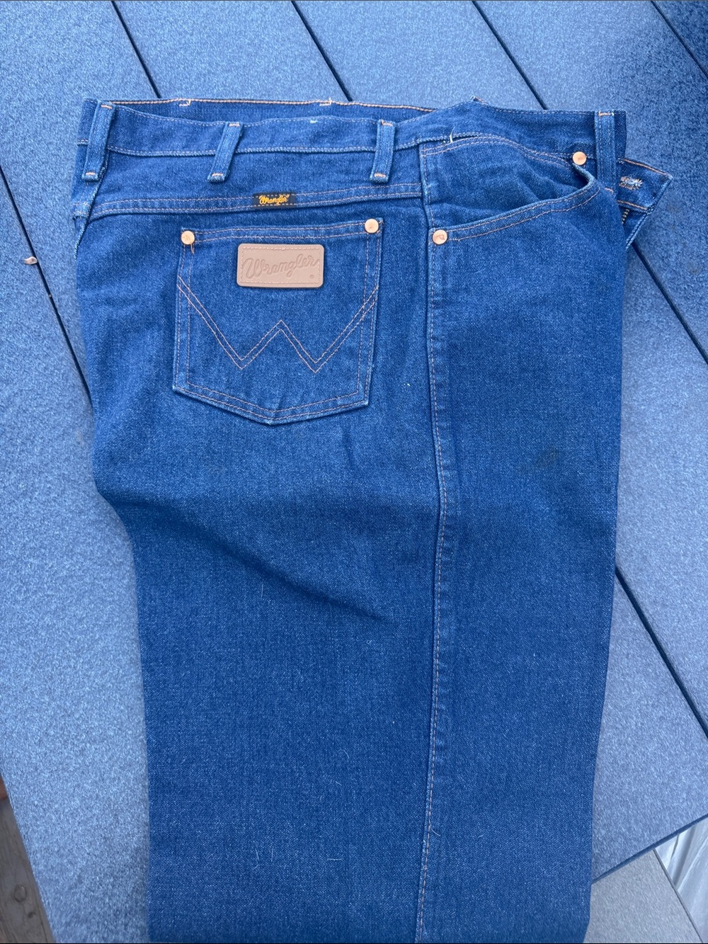 Wrangler Men's Straight Leg Dark Blue Denim Jeans 38x32